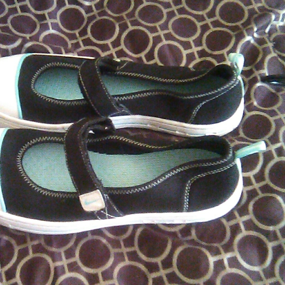 NIKE BABYDOLL shoes